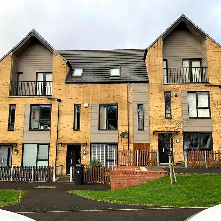 Sheffield City Centre , Free Wifi & Parking - Private Room - Shared House Eksteriør billede