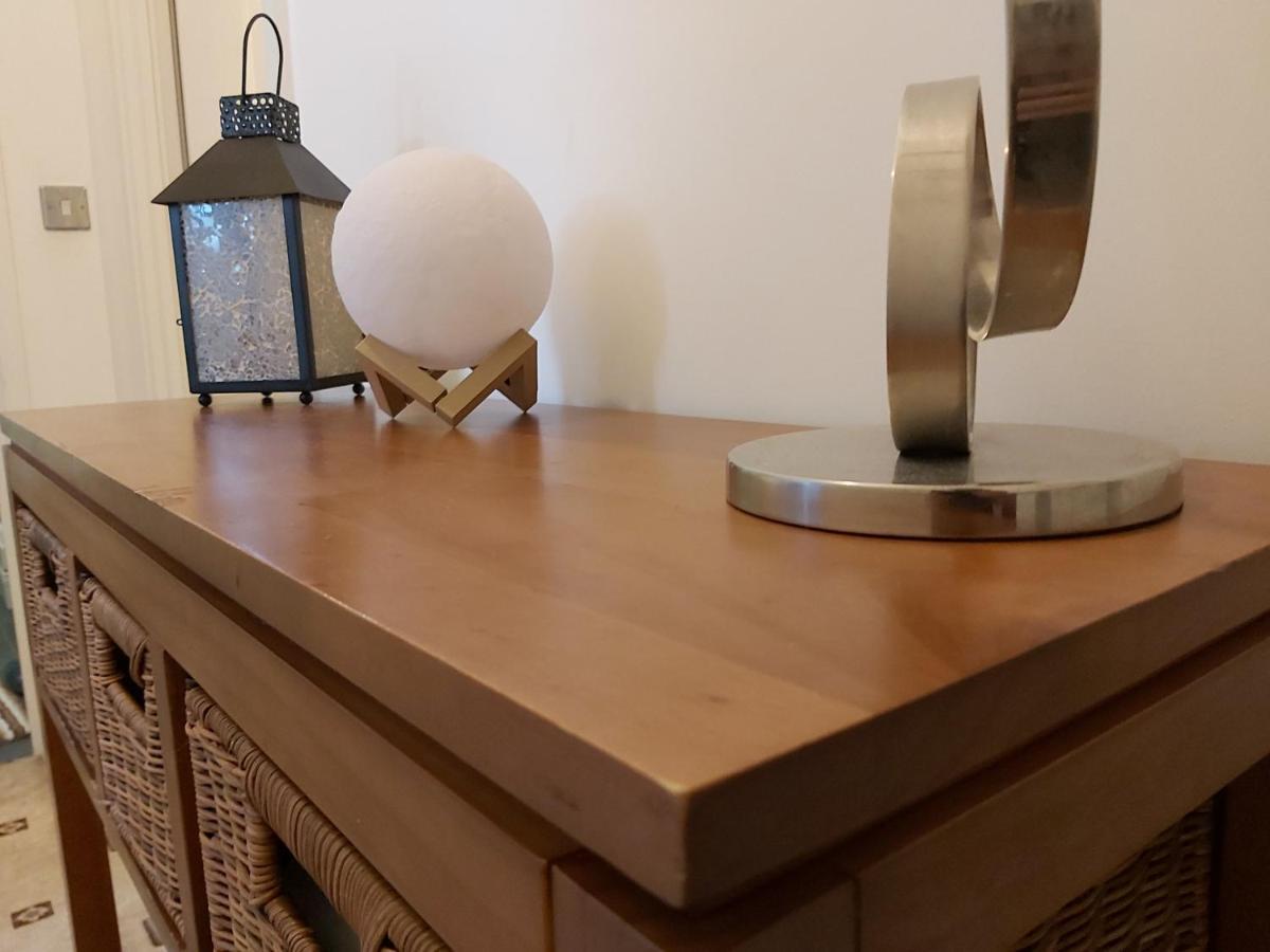 Sheffield City Centre , Free Wifi & Parking - Private Room - Shared House Eksteriør billede
